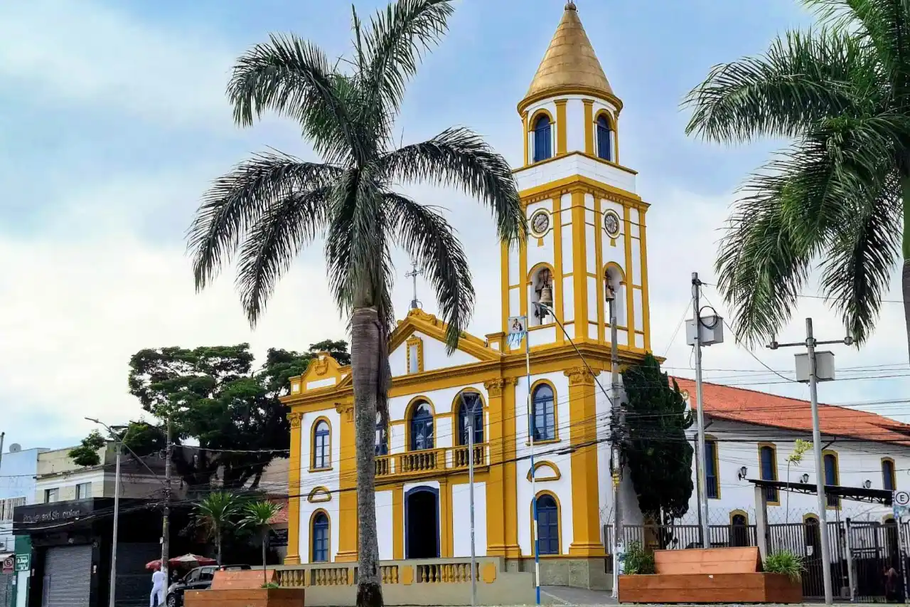 padroeira de cotia nossa senhora do monte serrat