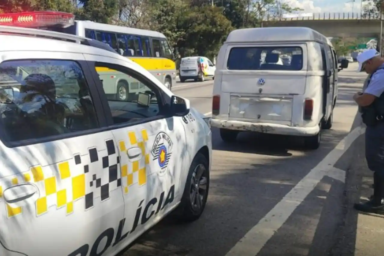 veiculo apreendido marginal pinheiros