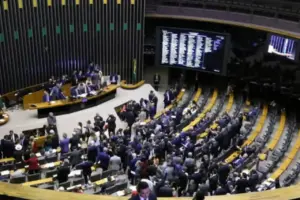 camara dos deputados aprova isencao do ir
