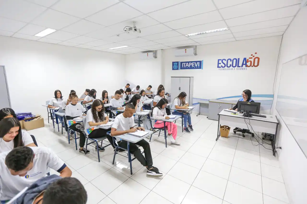 escola tecnologia e idiomas itapevi