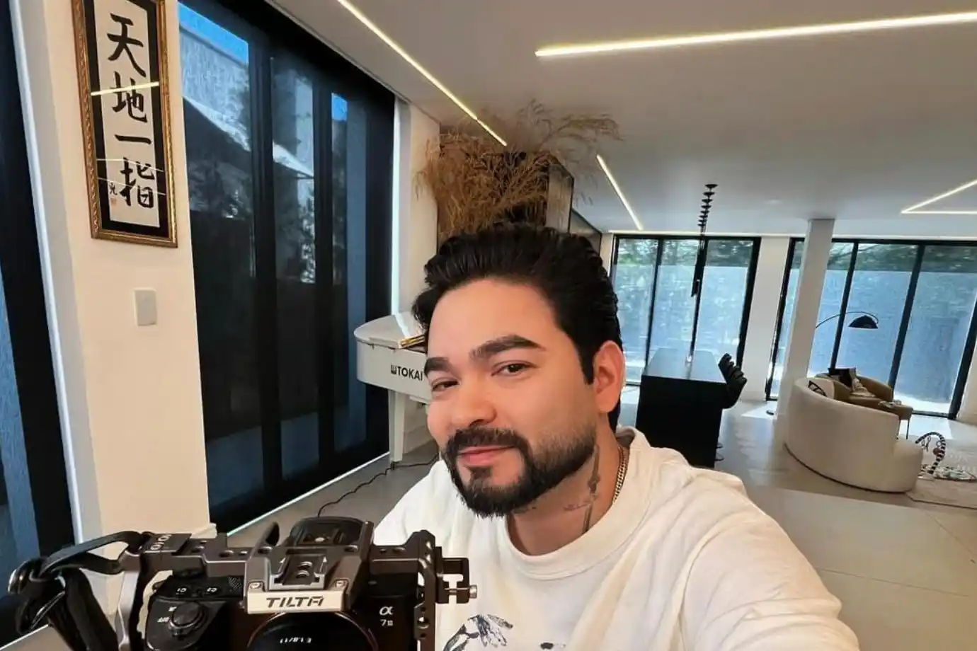 mansão yudi em alphaville a venda