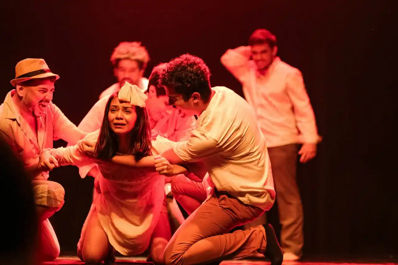 cia os hypocritas teatro