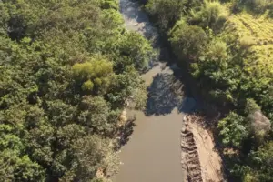 limpeza de corregos osasco e carapicuiba