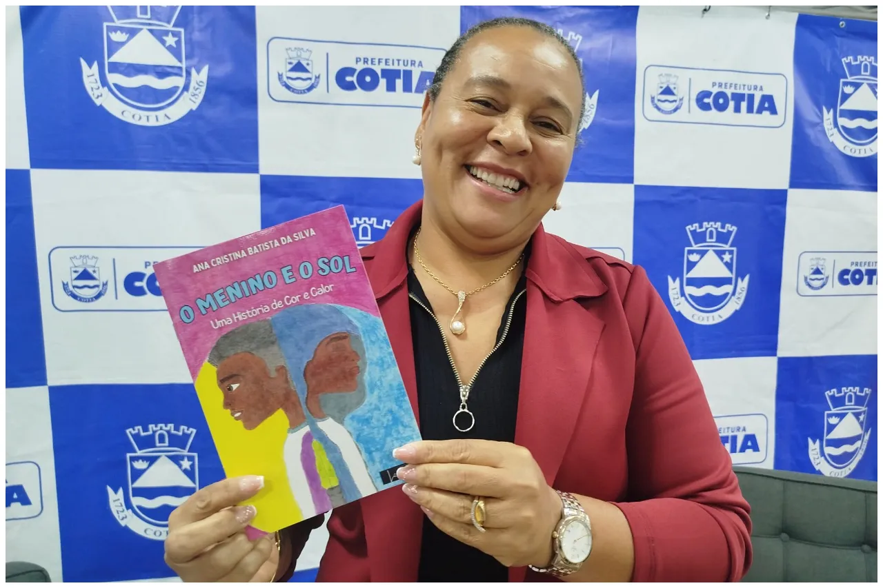 professora de cotia lança livro sobre educação antirracista