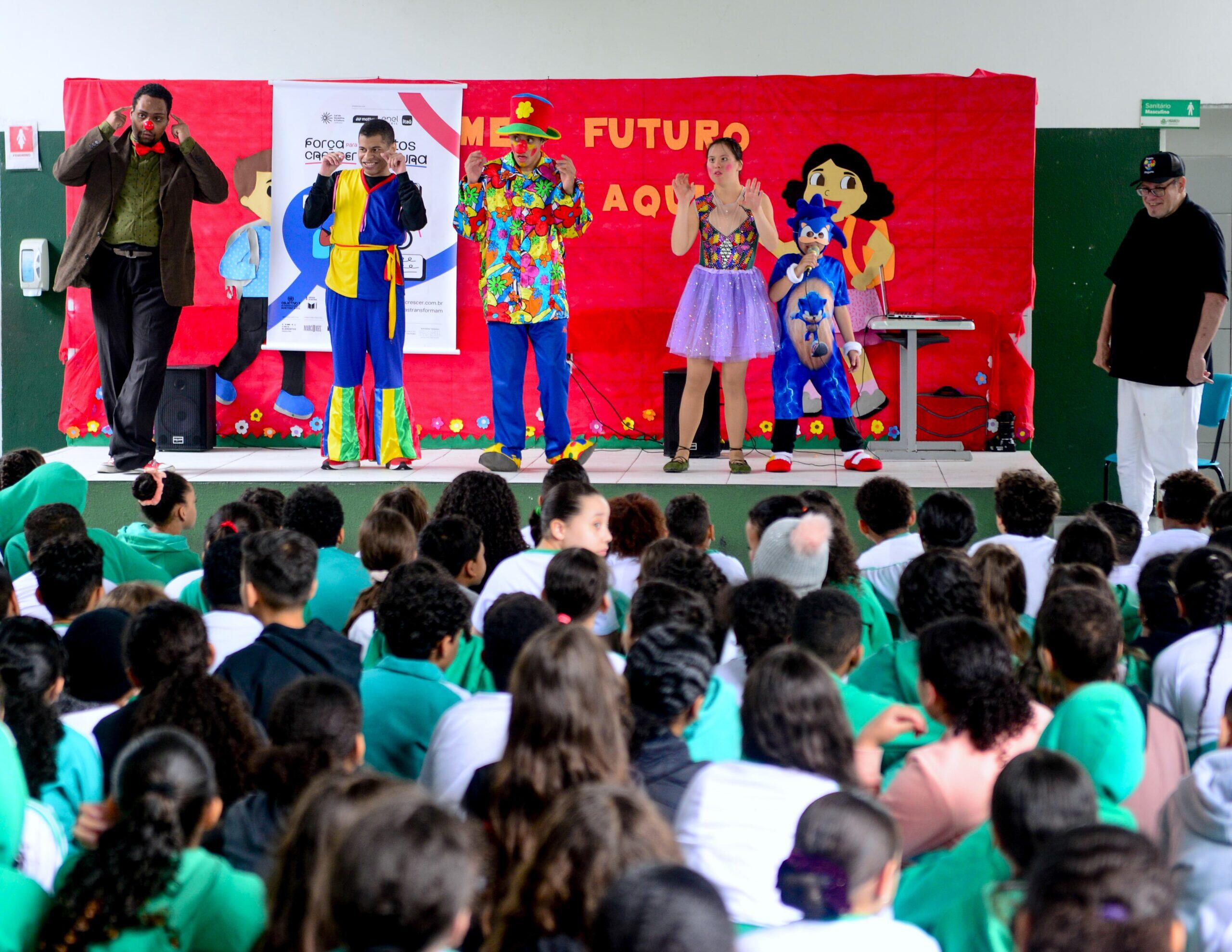 projeto pinguins espetáculo inclusivo em escolas de osasco (4)