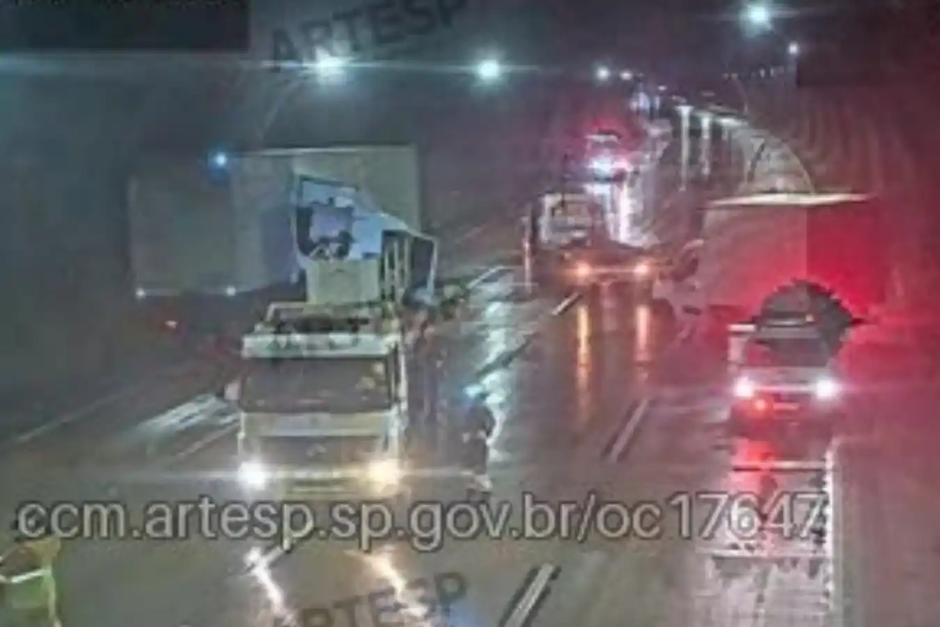 acidente carreta rodoanel barueri