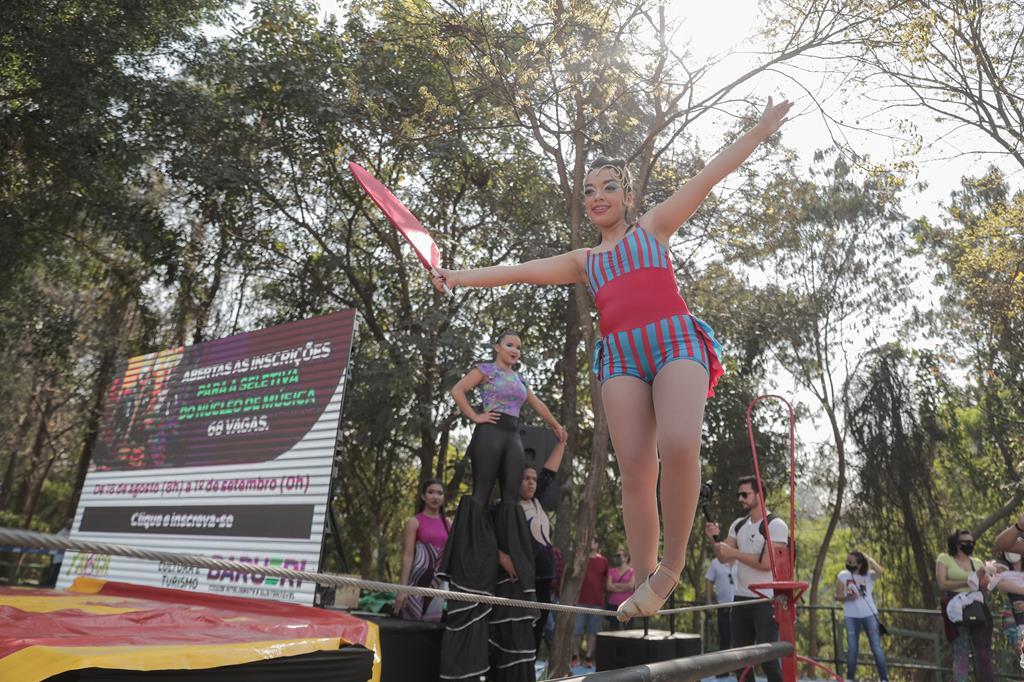 aulass gratuitas de circo em barueri