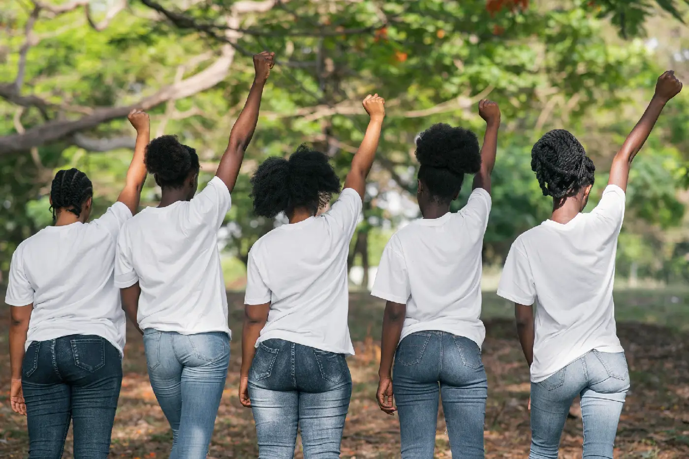 manifestação mulheres de branco