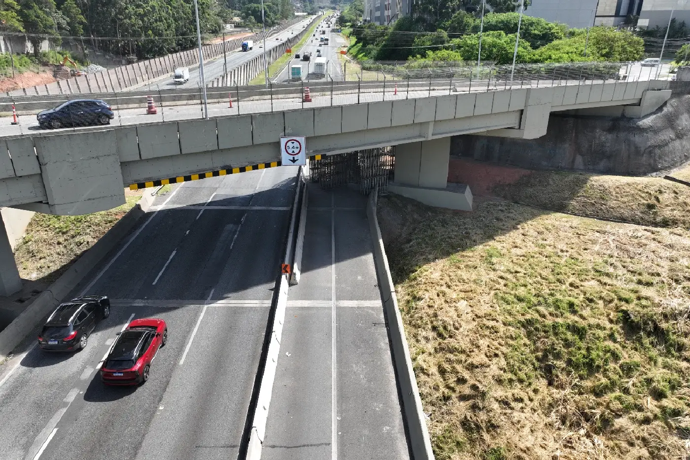 viaduto barueri
