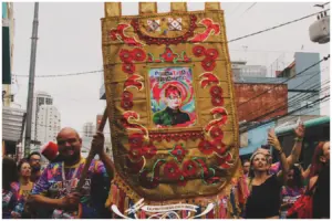 bloco primitiva desvairada no carnaval de rua em osasco