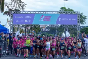mulheres largam na frente taboao da serra