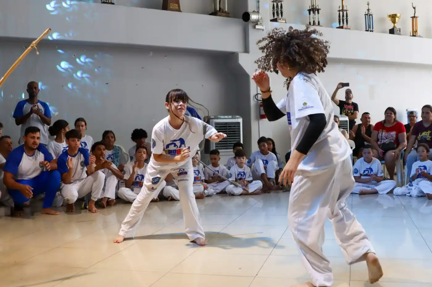 oficinas gratuitas capoeira itaqua