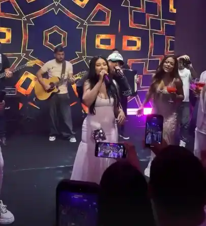 simaria no aniversario de camila loures