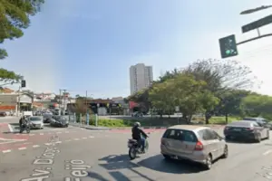 cruzamento avenida visconde de nova granada avenida da liberdade