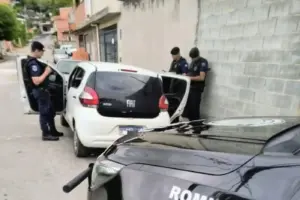 ladrão se passa por passageiro e rouba motorista de app