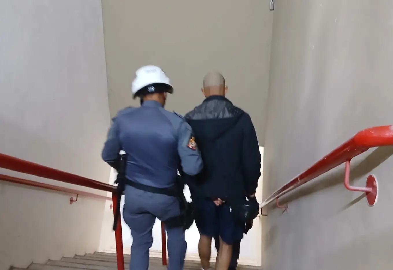 prisão muralha paulista barueri