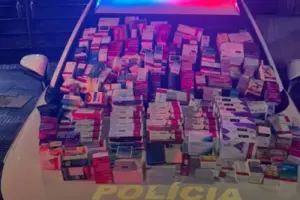 trio preso furto farmacia