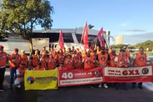 metalurgicos de osasco pelo fim da escala 6x1
