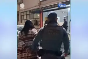 mulher é presa apos atacar namorado hotel osasco
