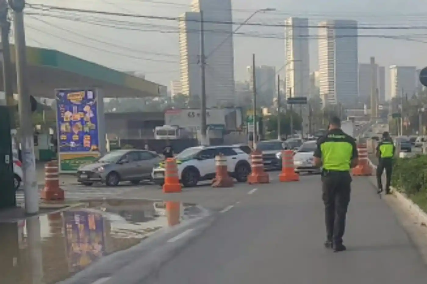 rompimento de tubulação avenida barueri