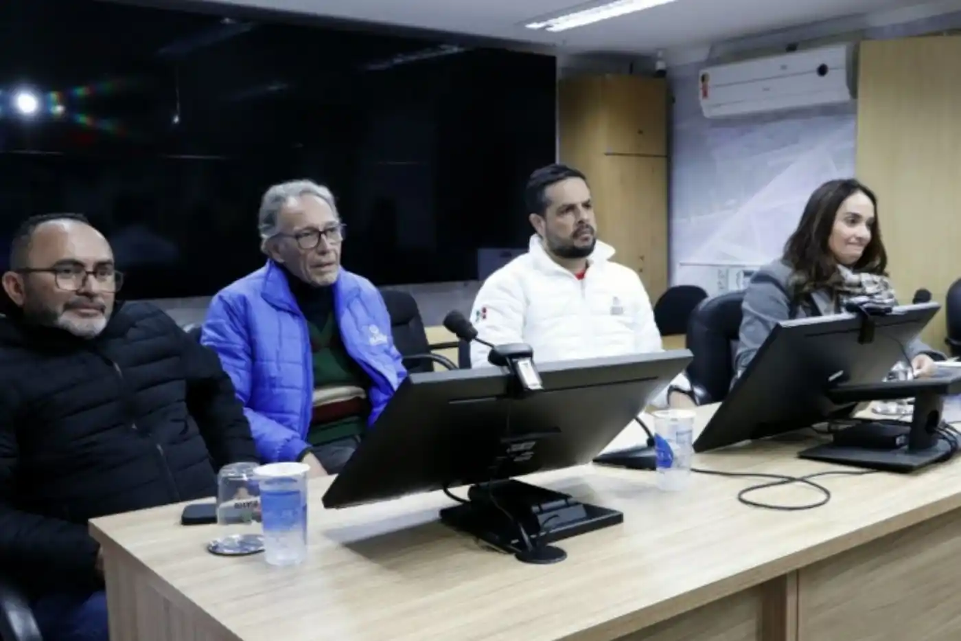 vereadores cobram sabesp osasco