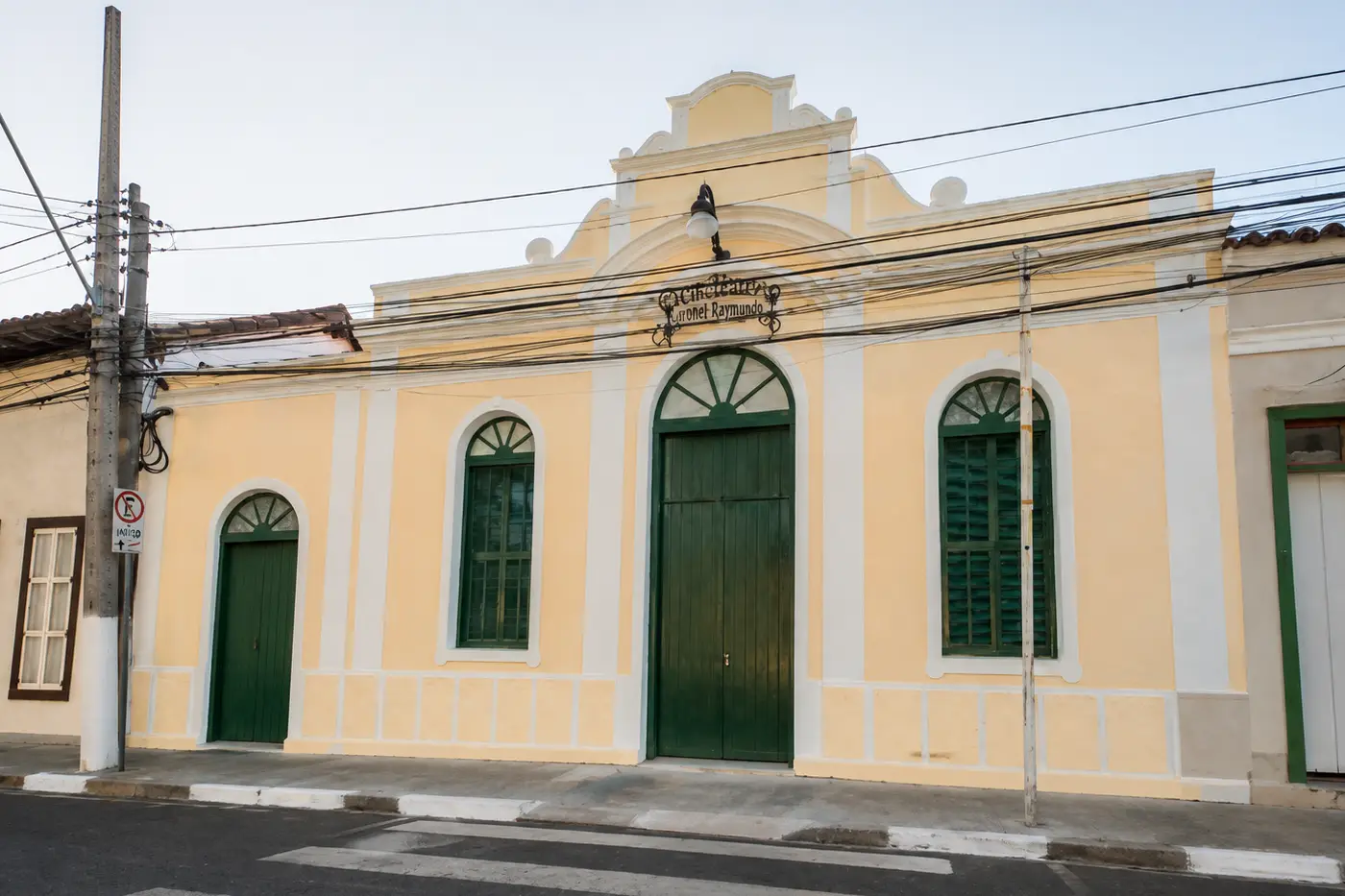 cine teatro cel raymundo