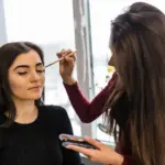 curso gratuito de maquiagem profissional cotia
