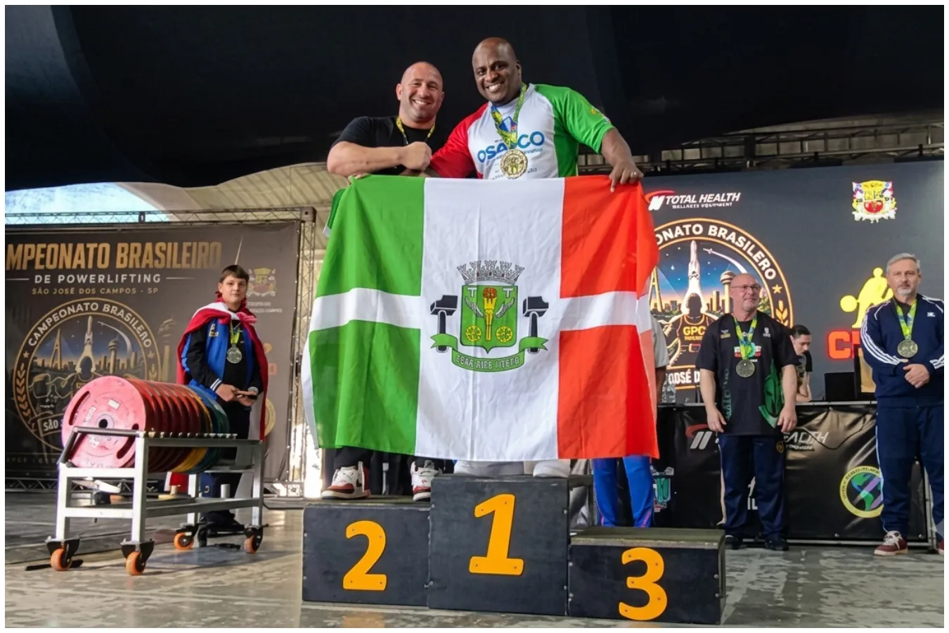 atletas de osasco conquistam títulos no campeonato brasileiro de powerlifting
