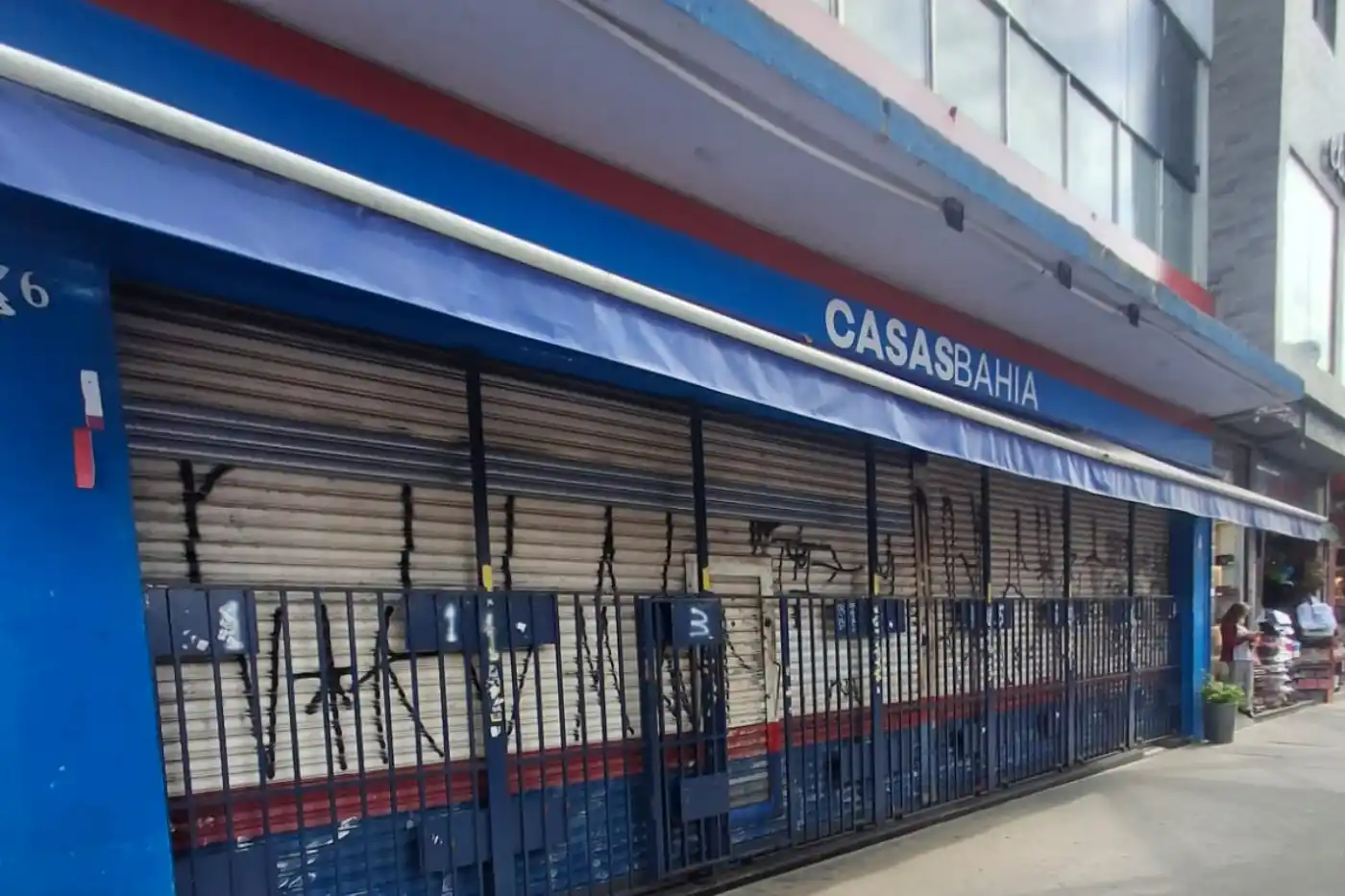 casas bahia fecha lojas em osasco