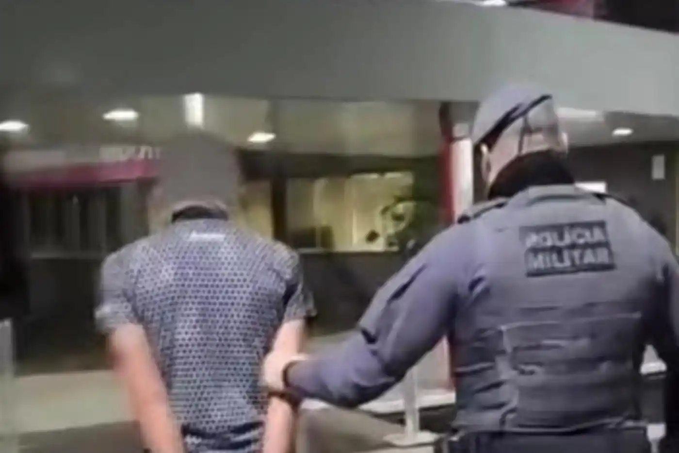 preso apos agredir companheira carapicuiba
