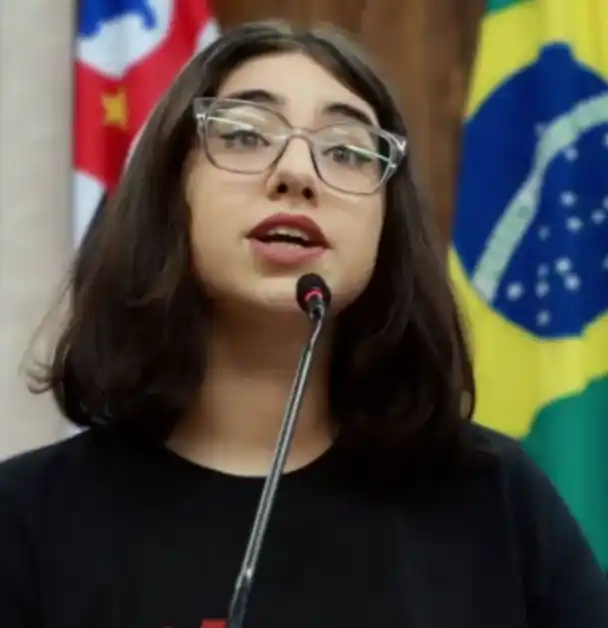 eduarda campopiano