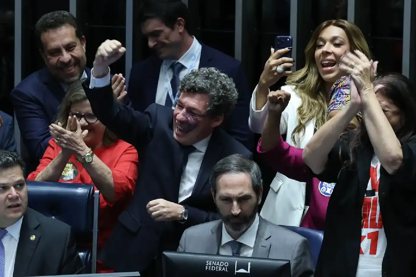 escala 6x1 senado